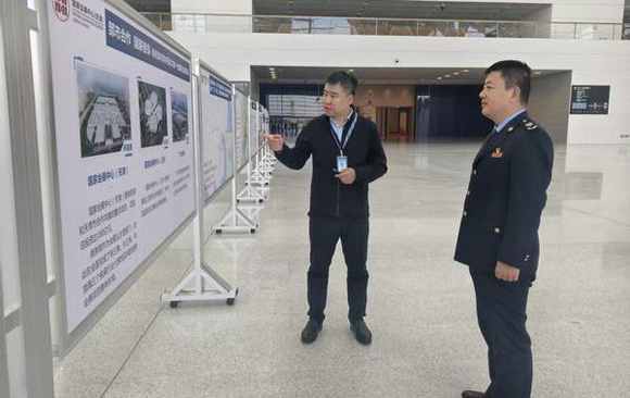 税企同行促合规 | 津南区税务局深入国家会展中心（天津）有限责任公司走访调研 